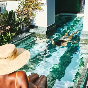 Gorgeous George By Design ™ Hotel