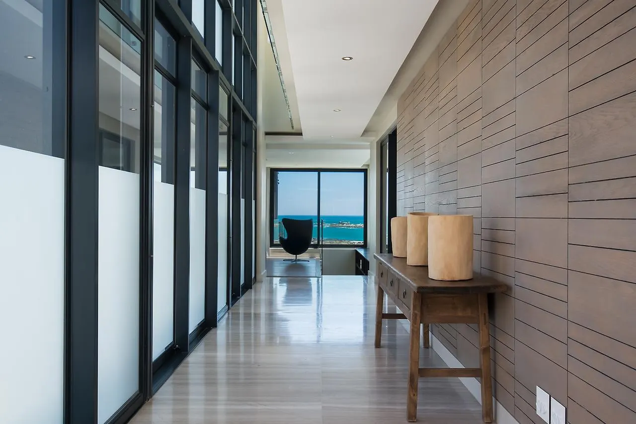 Living Hotel Lion'S Eye Le Cap